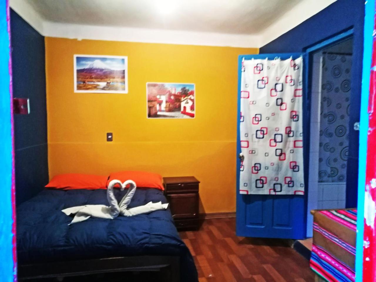 Wooden Wasi Hostel 拉巴斯 外观 照片