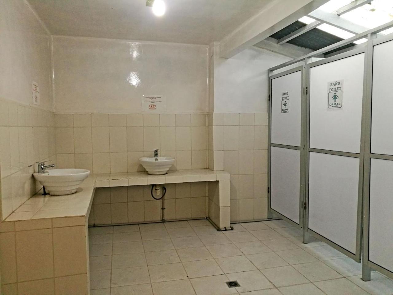 Wooden Wasi Hostel 拉巴斯 外观 照片